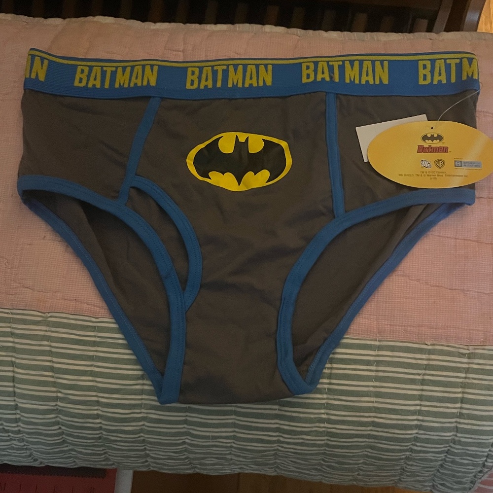 Batman Brief NWT size L